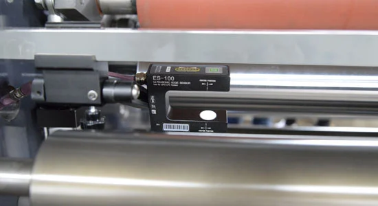 Máquina de corte HCH2-650 de alta velocidad con eje de fricción