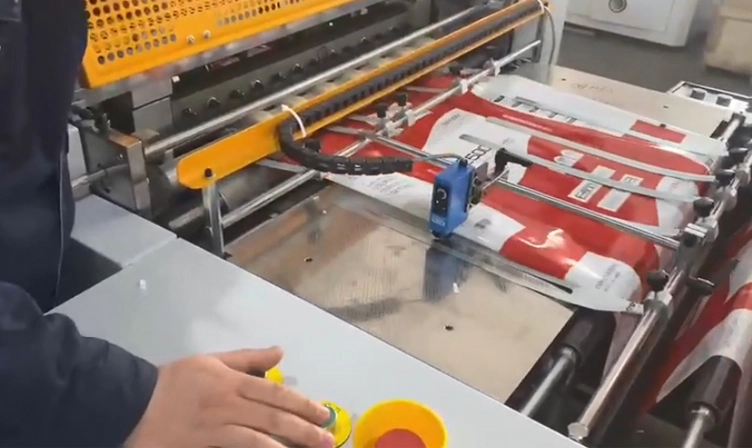 Cómo ajustar el cuchillo de la máquina de embalaje de papel A4