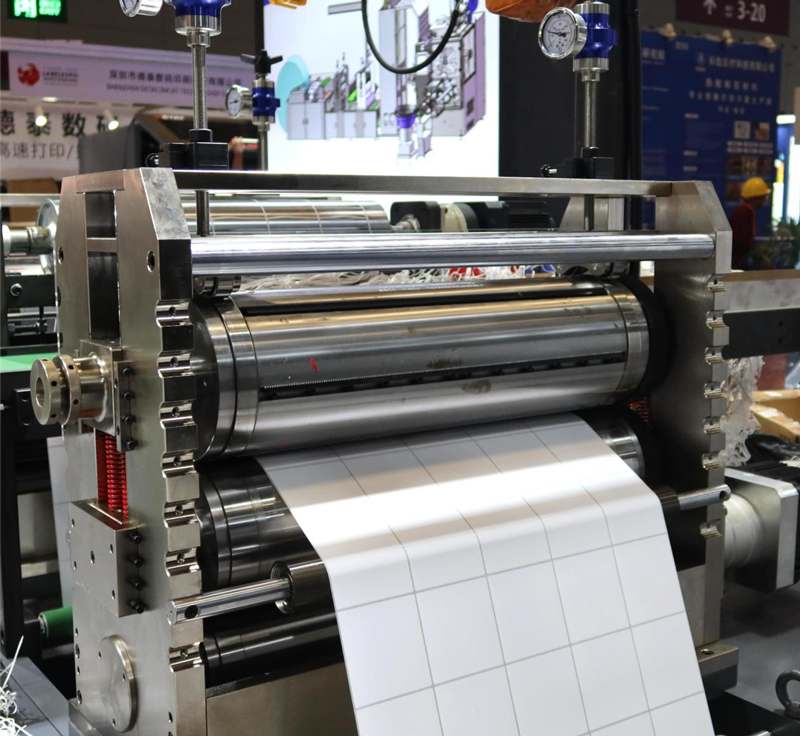  2024 Shenzhen Labeling Expo Concluido con éxito: Nuestras máquinas impresionan a los visitantes 
