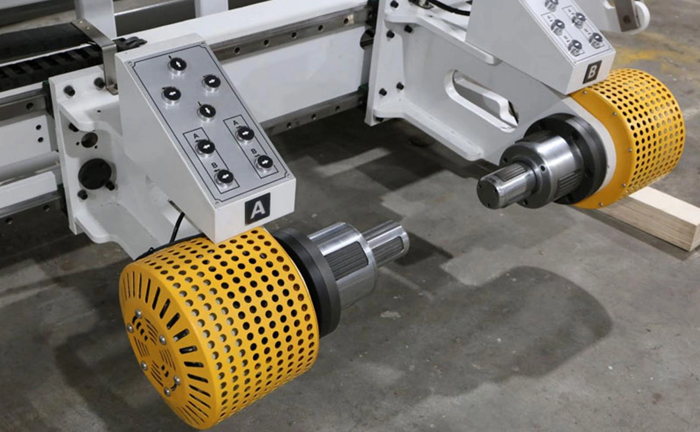 Aplicación de la máquina de rebobinado de doble eje de película de papel HCH3-1300R2/1700R2