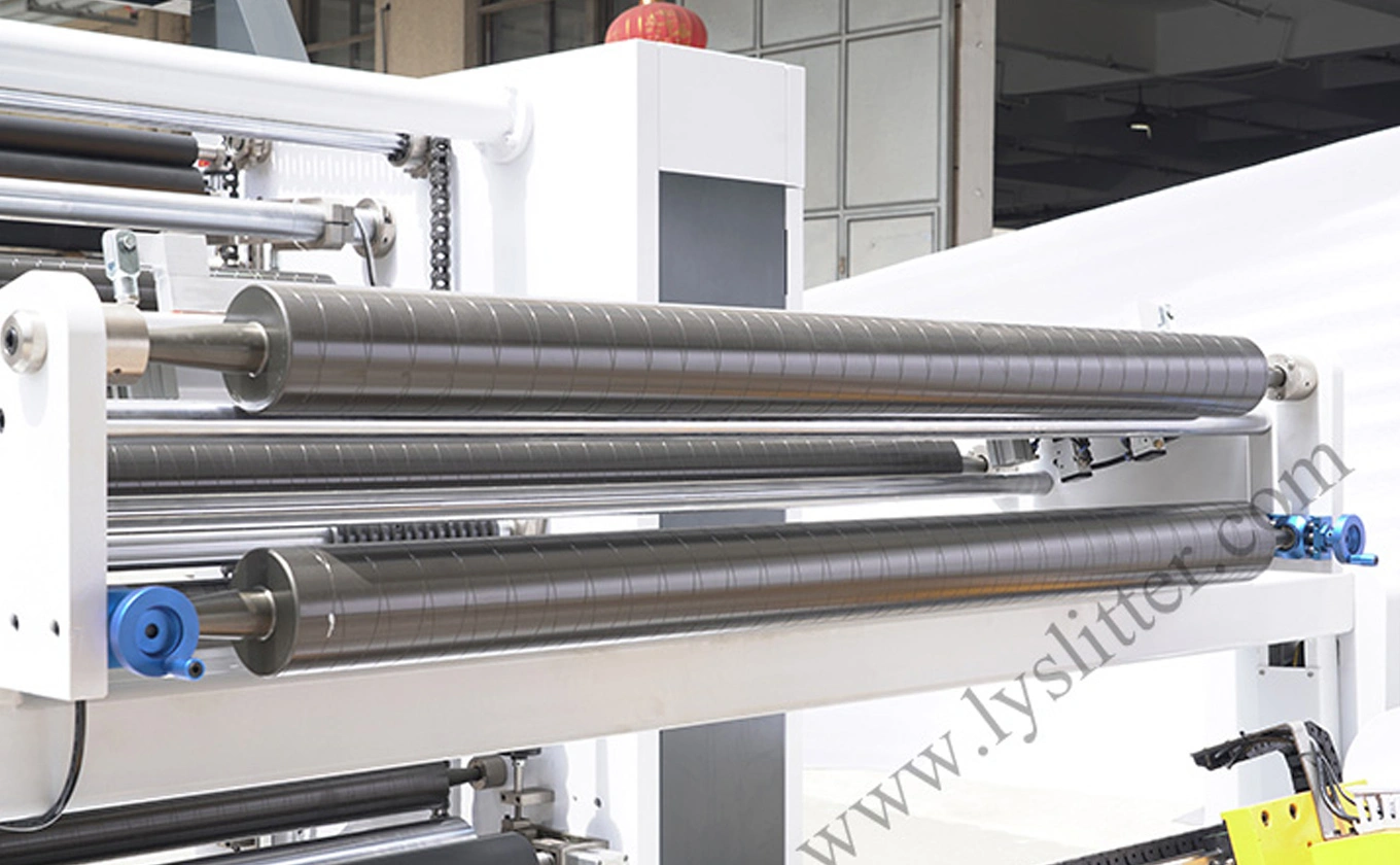 Aplicación de la serie de potencia de 1000mm de diámetro rebobinado de alta velocidad máquina de corte