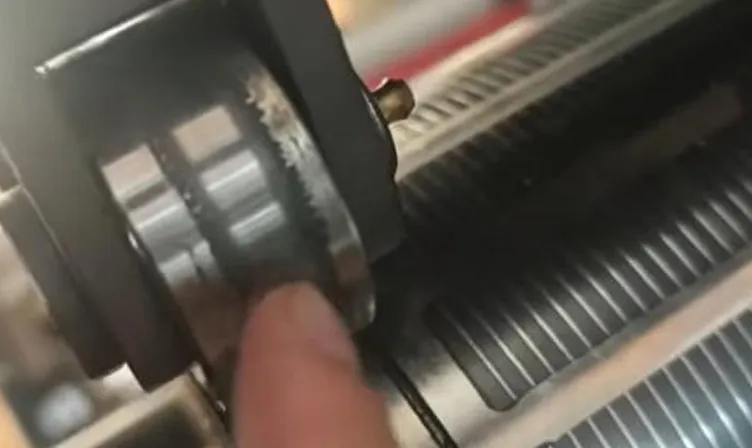 Lubricación de la máquina de corte rotativa